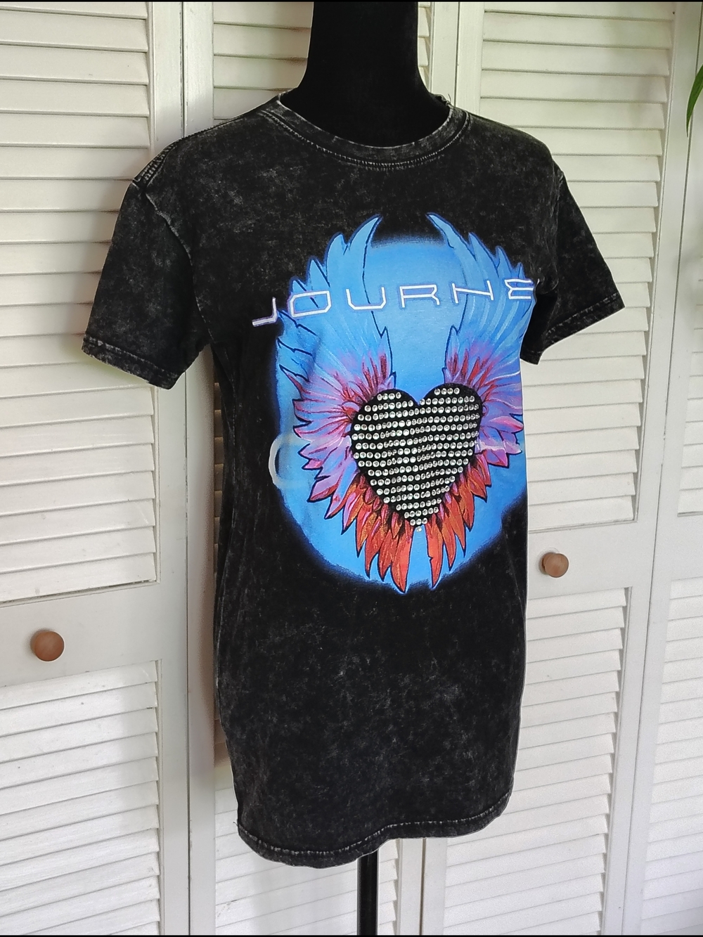 Journey Black Acid-Wash Graphic Tee with Studded Heart Size S – Like New - Picture 3 of 8